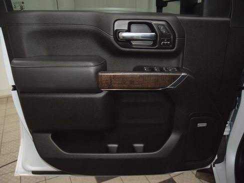 Used 2022 GMC Sierra 3500 Denali AWD/4WD image 51