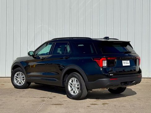 New 2026 Ford Explorer Active image 3