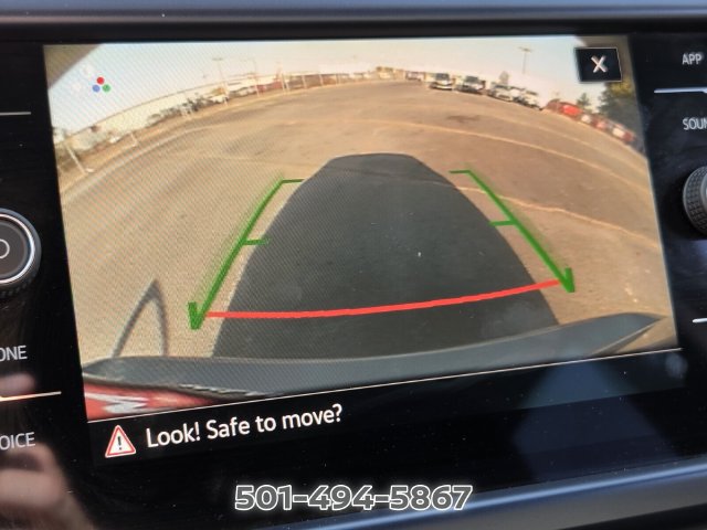 Used 2022 Volkswagen Taos SE FWD image 18