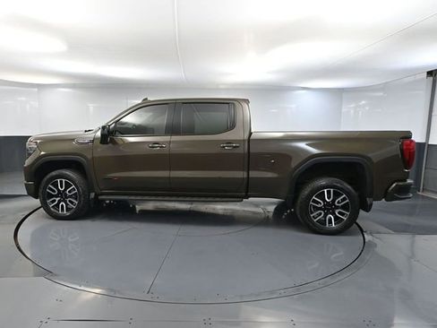 Used 2023 GMC Sierra 1500 AT4 w/ AT4 Preferred Package image 11