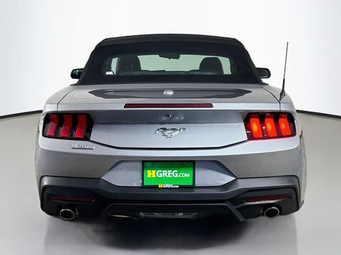 Used 2026 Ford Mustang Premium RWD image 8