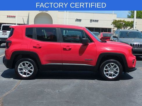Certified 2023 Jeep Renegade Latitude AWD/4WD image 6