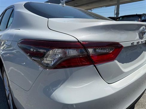 Used 2023 Toyota Camry LE w/ Convenience Package FWD image 22