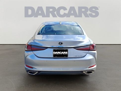 Used 2024 Lexus ES 350 w/ Premium Package image 5