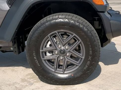 New 2026 Jeep Wrangler Unlimited Sport AWD/4WD image 11
