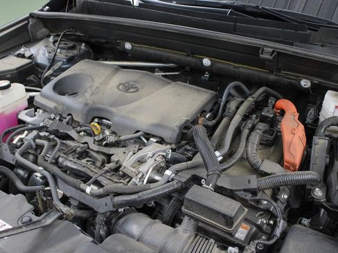 Used 2021 Toyota Venza Limited AWD/4WD image 44