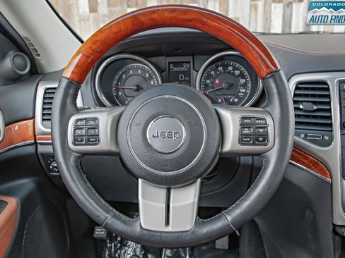 Used 2013 Jeep Grand Cherokee Overland w/ Advance Technology Group image 14