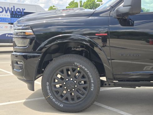 New 2026 RAM 2500 Limited AWD/4WD image 5