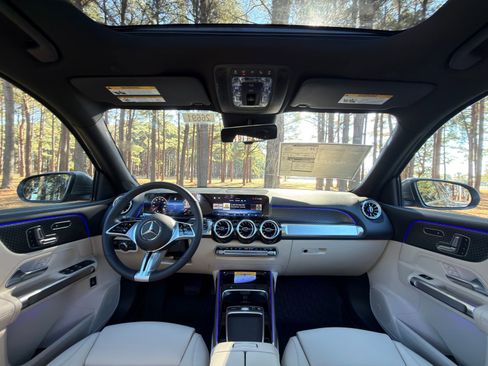 New 2026 Mercedes-Benz GLB 250 GLB 250 image 2