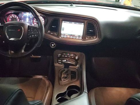 Used 2023 Dodge Challenger GT w/ Plus Package image 11