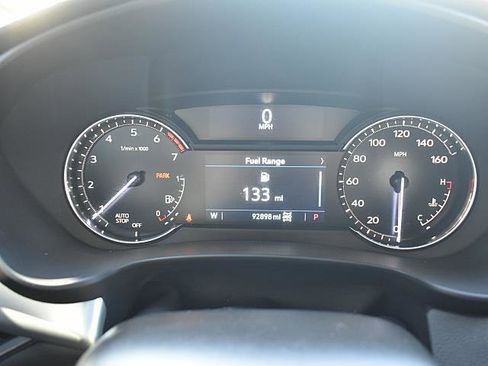 Used 2021 Cadillac XT4 Premium Luxury image 24