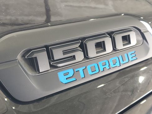 Used 2022 RAM 1500 Big Horn RWD image 6