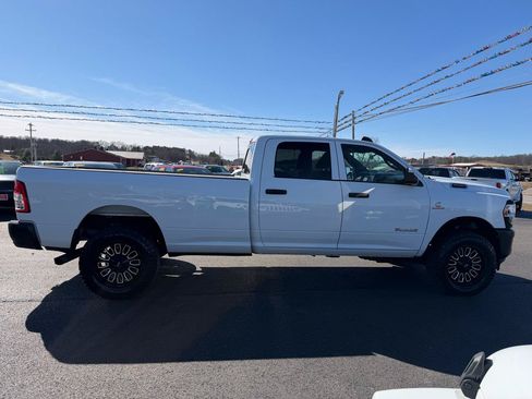 Used 2022 RAM 3500 Tradesman AWD/4WD image 19