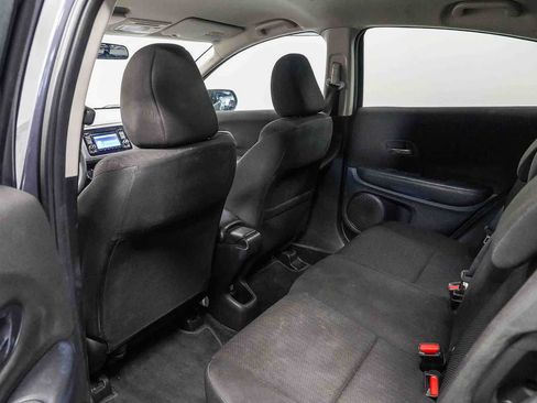 Used 2018 Honda HR-V LX image 18