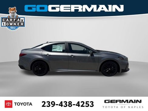 Used 2026 Toyota Camry SE FWD image 10