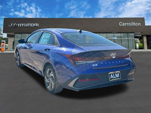 New 2025 Hyundai Elantra Sport image 7