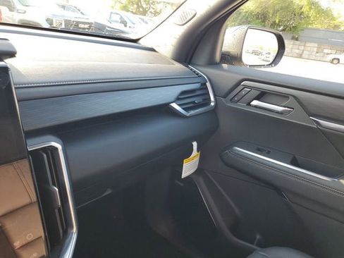 New 2026 GMC Acadia Elevation w/ Elevation Premium Package image 25