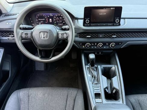 Used 2023 Honda Accord EX image 11