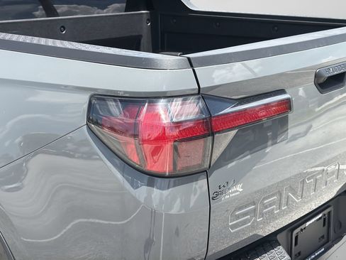 Used 2023 Hyundai Santa Cruz SEL AWD/4WD image 7