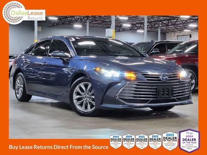 Used 2021 Toyota Avalon XLE w/ Moonroof Package