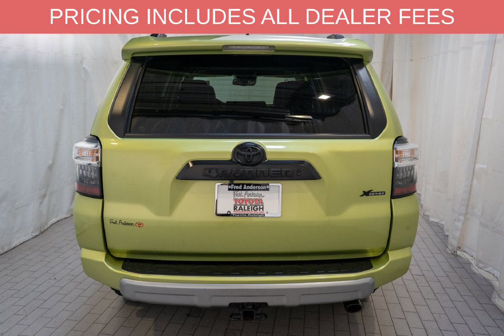 Certified 2023 Toyota 4Runner TRD Off-Road Premium w/ Moonroof Package AWD/4WD image 4