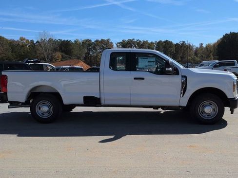 New 2026 Ford F250 XL image 3