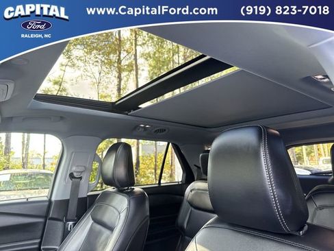 Used 2023 Ford Explorer XLT w/ Equipment Group 202A image 21