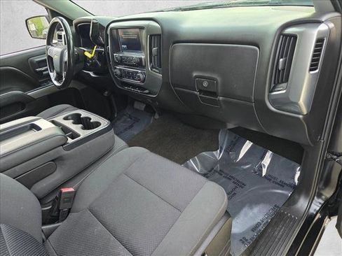 Used 2018 Chevrolet Silverado 1500 LT AWD/4WD image 19