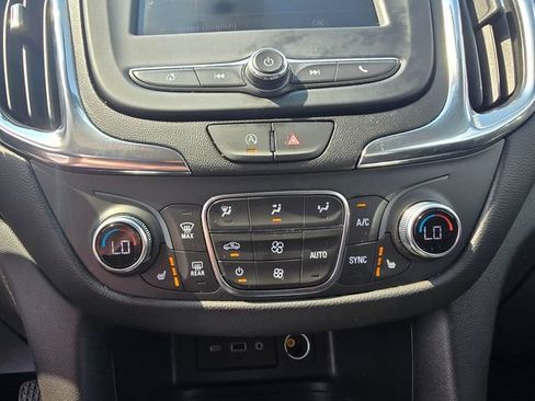 Used 2024 Chevrolet Equinox LT w/ LPO, Floor Liner Package AWD/4WD image 20