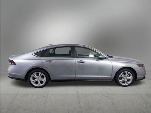 New 2026 Honda Accord LX image 6