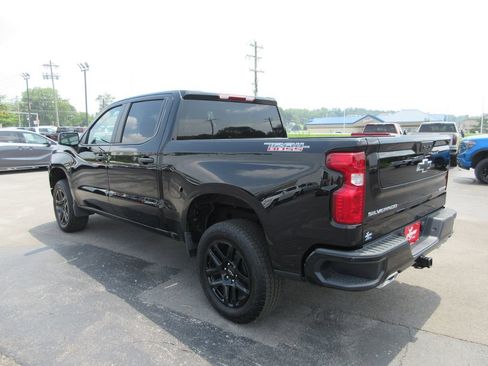 Used 2025 Chevrolet Silverado 1500 Custom Trail Boss AWD/4WD image 9