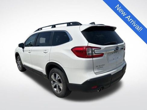 Used 2025 Subaru Ascent Premium AWD/4WD image 5