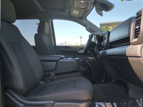 Used 2025 Chevrolet Silverado 2500 LT w/ Convenience Package AWD/4WD image 37