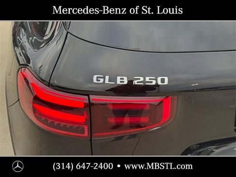 Certified 2025 Mercedes-Benz GLB 250 GLB 250 image 10