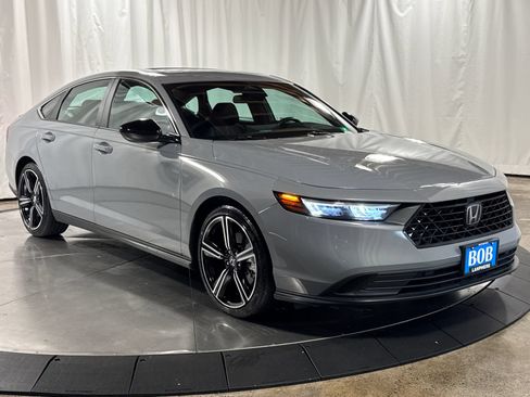 Used 2023 Honda Accord Sport image 7