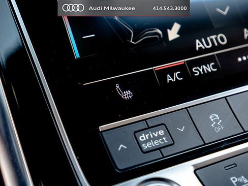 Used 2023 Audi Q7 3.0T Premium Plus w/ Premium Plus Package AWD/4WD image 33