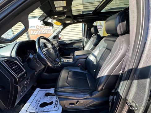 Used 2018 Ford Expedition Limited image 14