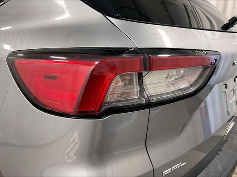 Used 2022 Ford Escape SEL w/ Technology Package AWD/4WD image 35