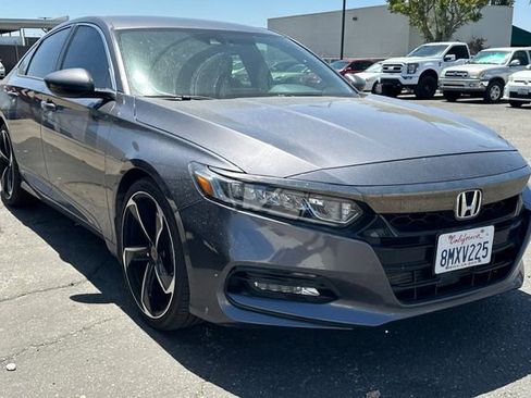 Used 2019 Honda Accord Sport image 2