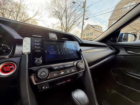 Used 2019 Honda Civic EX image 12