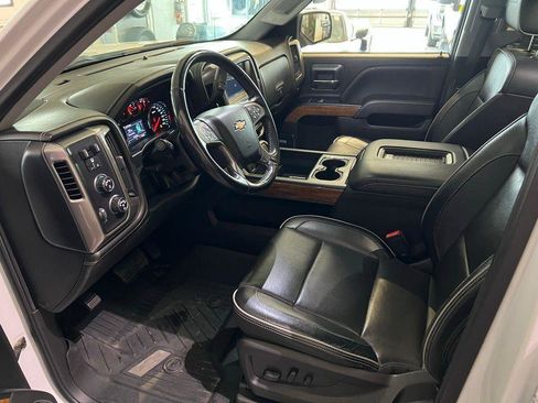 Used 2018 Chevrolet Silverado 1500 High Country AWD/4WD image 18