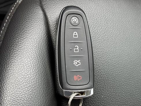Used 2019 Ford Escape SEL FWD image 41