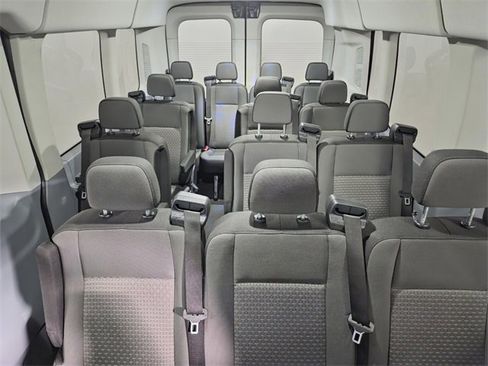 Used 2019 Ford Transit 350 XLT image 20