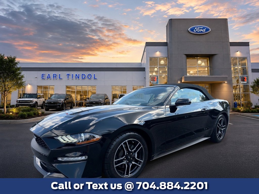 Used 2020 Ford Mustang Premium RWD image 1