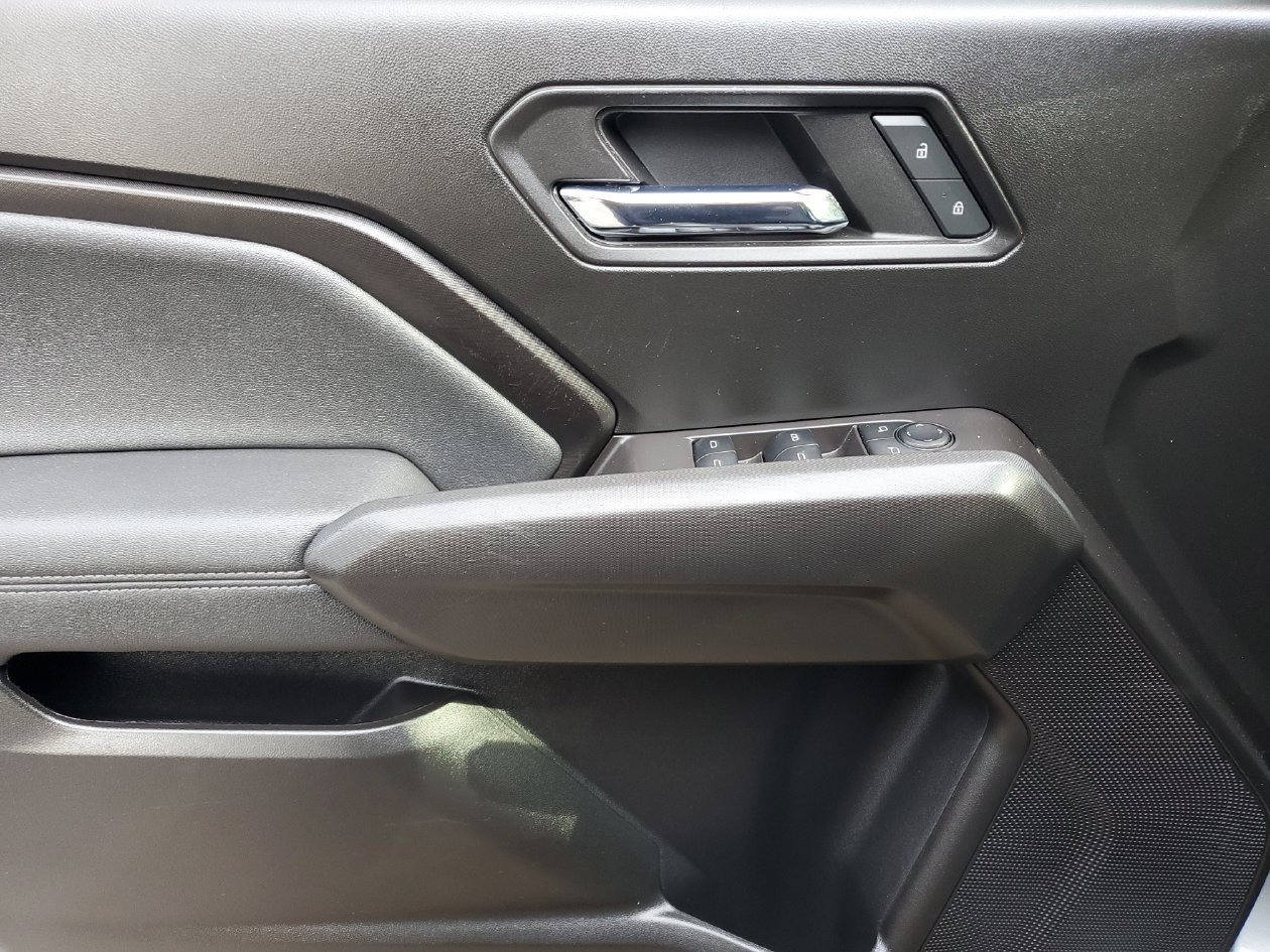 Used 2024 GMC Canyon Elevation w/ Convenience Package RWD image 16