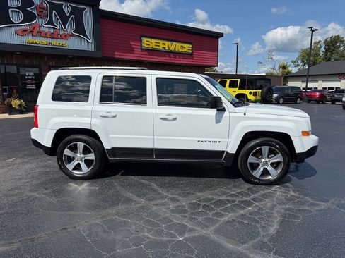 Used 2016 Jeep Patriot High Altitude image 8