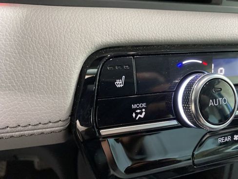 Used 2023 Honda Pilot EX-L image 27