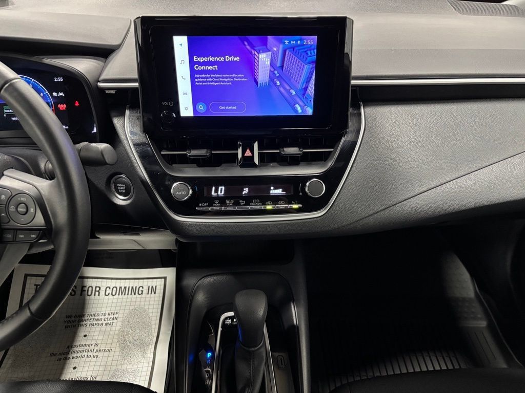 Used 2026 Toyota Corolla SE FWD image 25