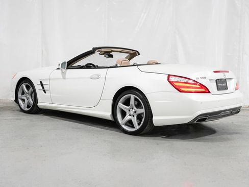 Used 2013 Mercedes-Benz SL 550 image 3
