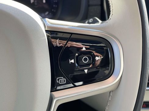 New 2026 Volvo XC90 B5 Ultra image 11